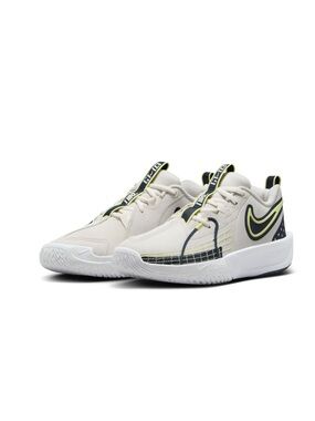 Nike Kids' Grade School G.T. Cut 3 Basketball Shoes